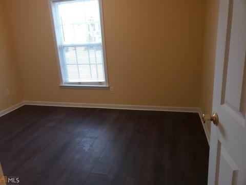 6052 Foxcroft Ct, Morrow, GA 30260 photo 11