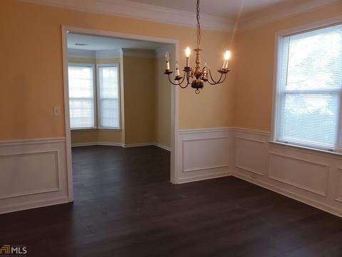 6052 Foxcroft Ct, Morrow, GA 30260 photo 3