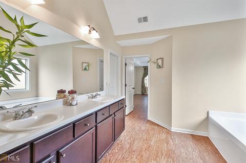 303 Jasmine Ln, Lagrange, GA 30241 photo 20