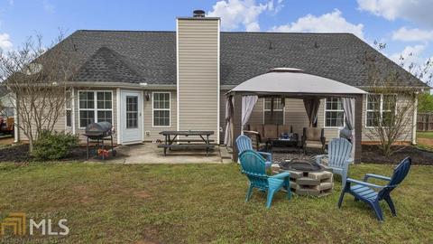 116 Persimmon Dr, Jefferson, GA 30549 photo 4