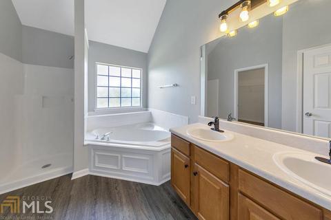 392 Kimberwick Dr, Hampton, GA 30228 photo 6