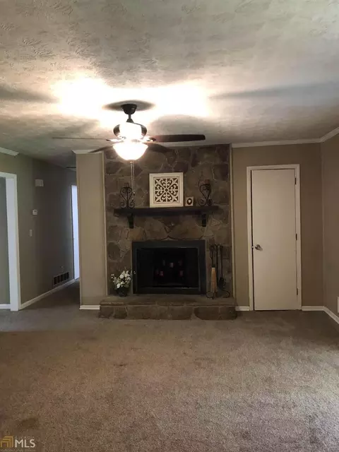 2841 Botany Dr, Jonesboro, GA 30236 photo 3