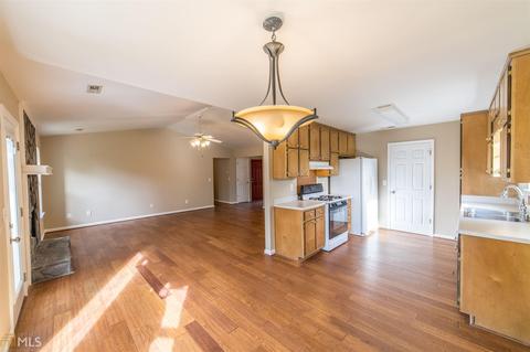 2574 Rosecommons, Hampton, GA 30228 photo 5