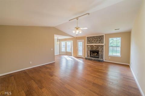 2574 Rosecommons, Hampton, GA 30228 photo 4