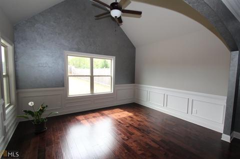 595 Cottage Loop, Pendergrass, GA 30567 photo 8