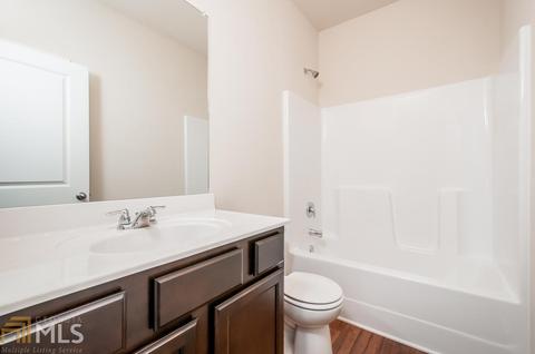 415 Darling Ln, Pendergrass, GA 30567 photo 2