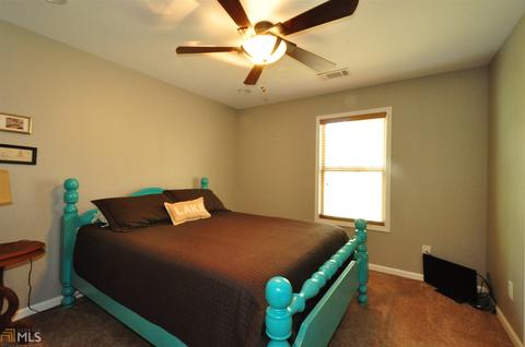 863 Whitaker Rd, Lagrange, GA 30240 photo 6