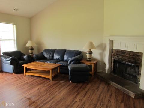 352 Cattlemans Cir, Mcdonough, GA 30252 photo 2