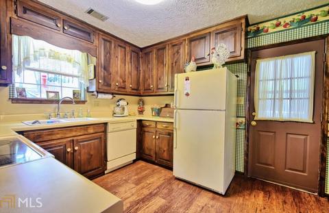 102 Shady Oak, Lagrange, GA 30240 photo 4