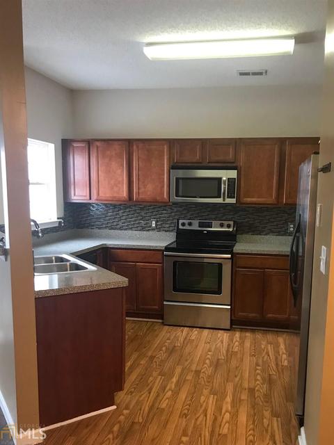 2282 Nicole Dr, Hampton, GA 30228 photo 9