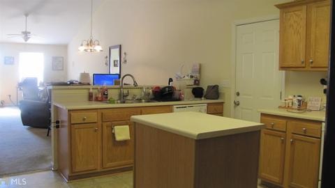 310 Lenox Cir, Lagrange, GA 30241 photo 5