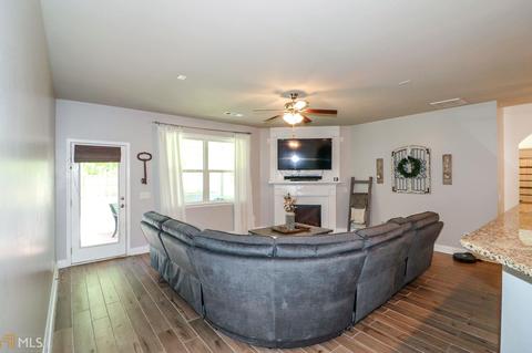 211 Christopher Ln Cir, Perry, GA 31069 photo 15