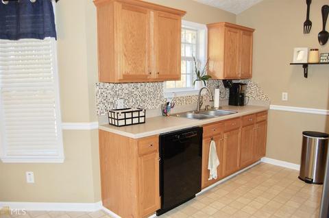 105 Oak Hill Dr, Covington, GA 30016 photo 12