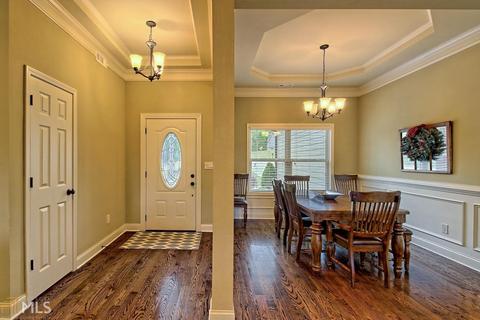 157 Oakwood Dr, Commerce, GA 30529 photo 2