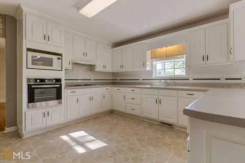 5760 Fields Rd, Gainesville, GA 30506 photo 10