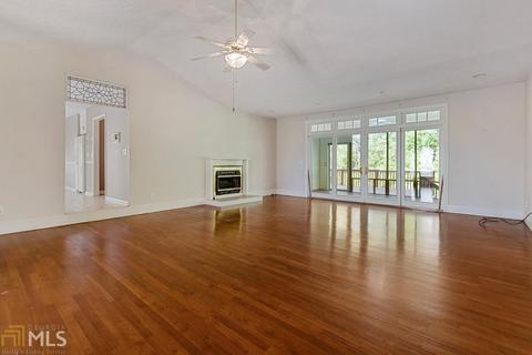 5760 Fields Rd, Gainesville, GA 30506 photo 4