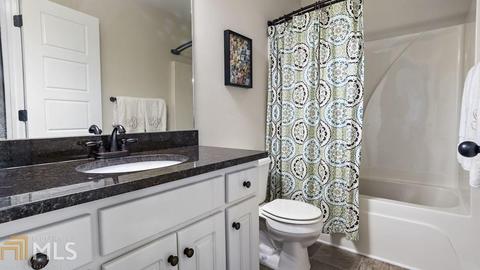 135 Fair Oaks Ct, Commerce, GA 30529 photo 21