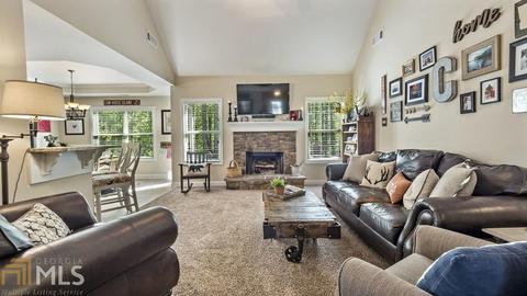 135 Fair Oaks Ct, Commerce, GA 30529 photo 6