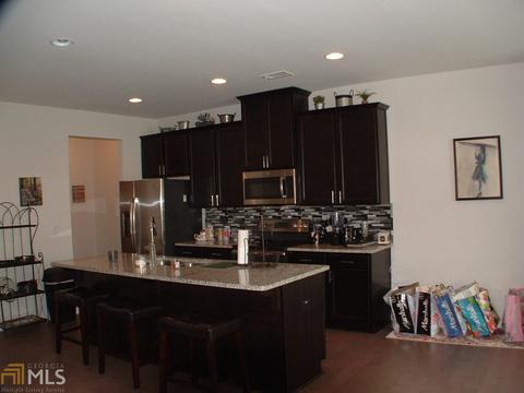 5736 Radford Loop, Fairburn, GA 30213 photo 3