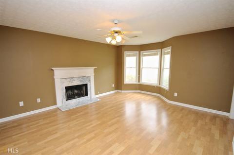 180 Winfair Dr, Tyrone, GA 30290 photo 6