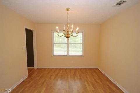 180 Winfair Dr, Tyrone, GA 30290 photo 8