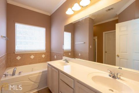 1834 Central Park Loop, Morrow, GA 30260 photo 11