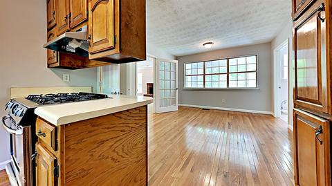 161 Hayes Cir, Rex, GA 30273 photo 6
