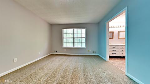 161 Hayes Cir, Rex, GA 30273 photo 9