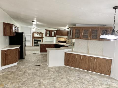 5539 Hemlock Ct, Lula, GA 30554 photo 4