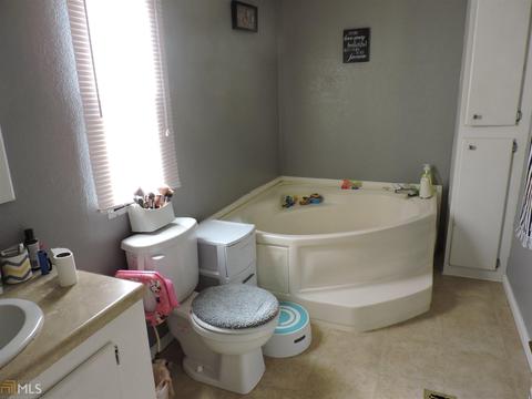 71 Governors Walk, Toccoa, GA 30577 photo 16