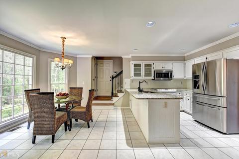 2310 Pendleton Pl, Suwanee, GA 30024 photo 9