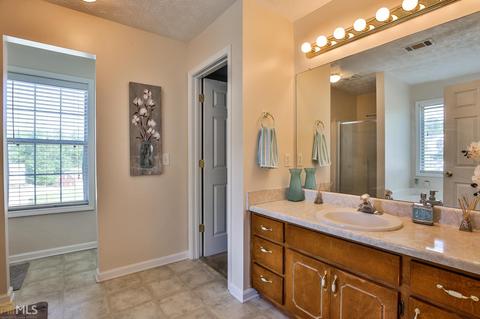 90 Pebble Ln, Covington, GA 30016 photo 15