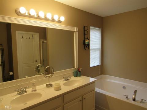 1382 Charleston Ave, Commerce, GA 30529 photo 14