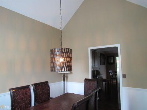 1382 Charleston Ave, Commerce, GA 30529 photo 4