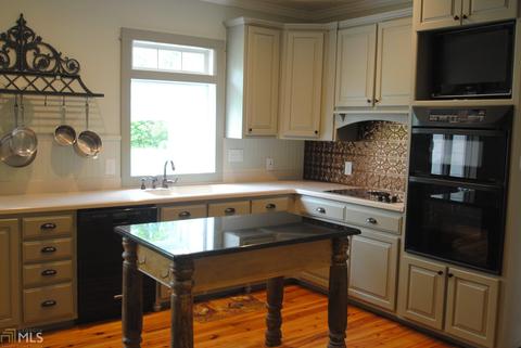 261 Brooks Rd, Brooks, GA 30205 photo 9
