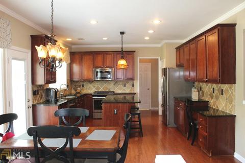 160 Hammersmith Dr, Suwanee, GA 30024 photo 8