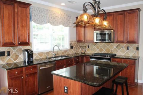 160 Hammersmith Dr, Suwanee, GA 30024 photo 7