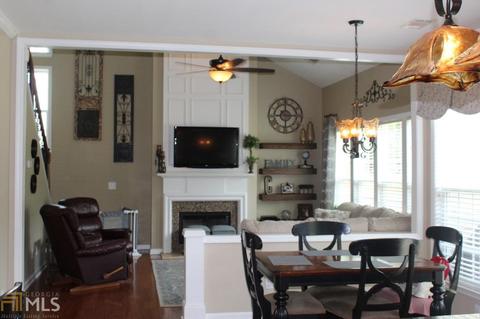 160 Hammersmith Dr, Suwanee, GA 30024 photo 9