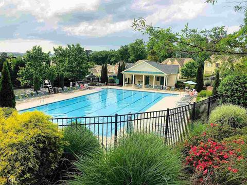160 Hammersmith Dr, Suwanee, GA 30024 photo 25