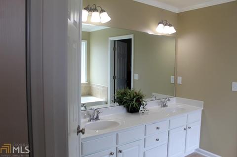 160 Hammersmith Dr, Suwanee, GA 30024 photo 14