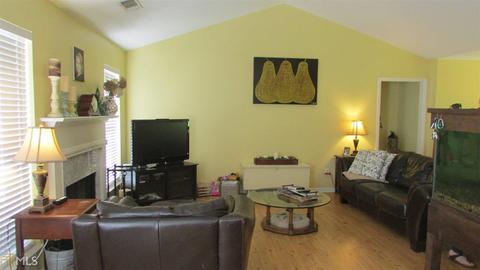 5671 Roanoke Rd, Lagrange, GA 30240 photo 3