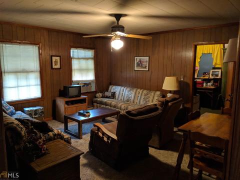 413 E Winthrope Ave, Millen, GA 30442 photo 7