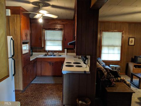 413 E Winthrope Ave, Millen, GA 30442 photo 6