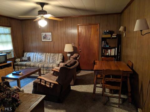 413 E Winthrope Ave, Millen, GA 30442 photo 8
