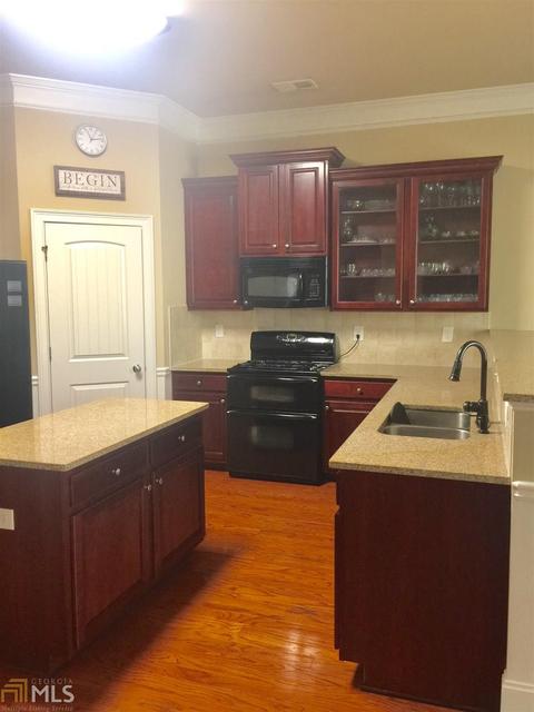 172 Luke Cv, Hampton, GA 30228 photo 3