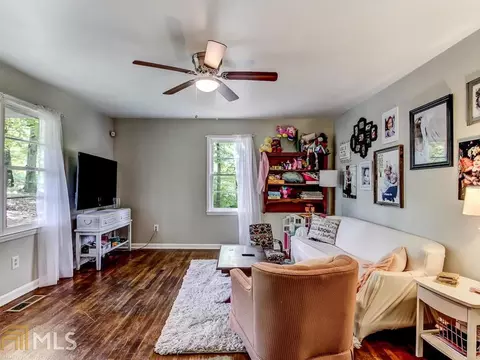 172 Maddox Rd, Buford, GA 30519 photo 13