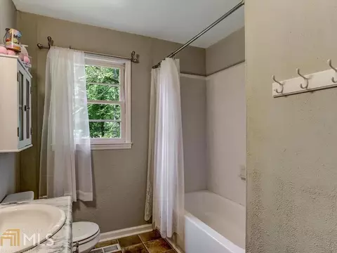 172 Maddox Rd, Buford, GA 30519 photo 26