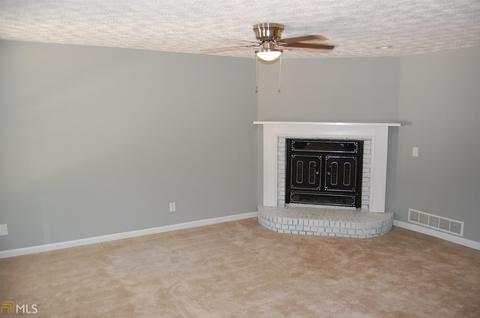 2828 Mockingbird Cir, Duluth, GA 30096 photo 6