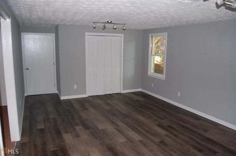 2828 Mockingbird Cir, Duluth, GA 30096 photo 18