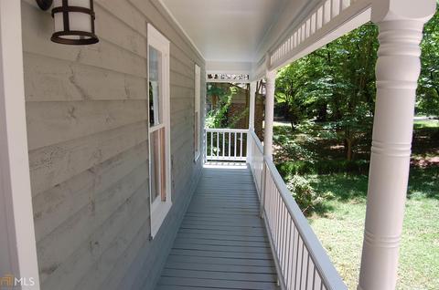 2828 Mockingbird Cir, Duluth, GA 30096 photo 3